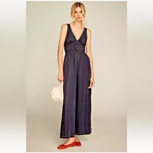 ANTHROPOLOGIE SANCIA ODA V-NECK HALTER JUMPSUIT ROMPER‎ NAVY BLUE SMALL